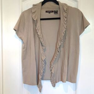 LINDA MATTHEWS Cardigan Med Gray Shrug Open Ruffled is Cap Sleeves